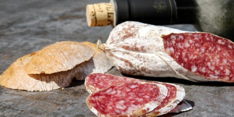 ¿Vas a viajar a Europa? Checa los alimentos que puedes traer a México desde ese continente