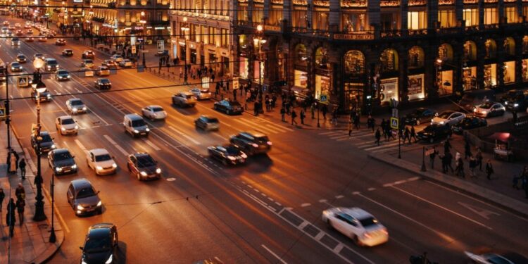¿Viajes en auto? Estas son las ciudades con más tráfico que puedes encontrar