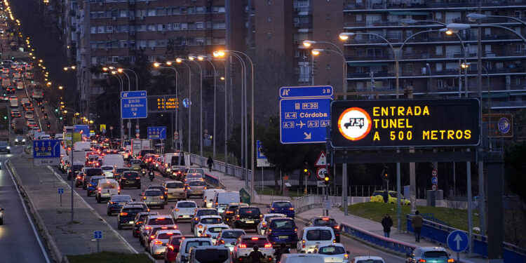 12 millones de viajes al día, los puntos de origen con más afluencia, la peor hora punta...