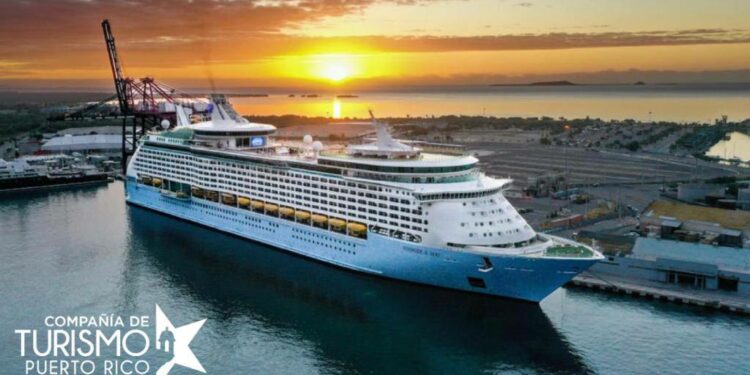 Crucero Voyager of the Seas visita el puerto de Ponce