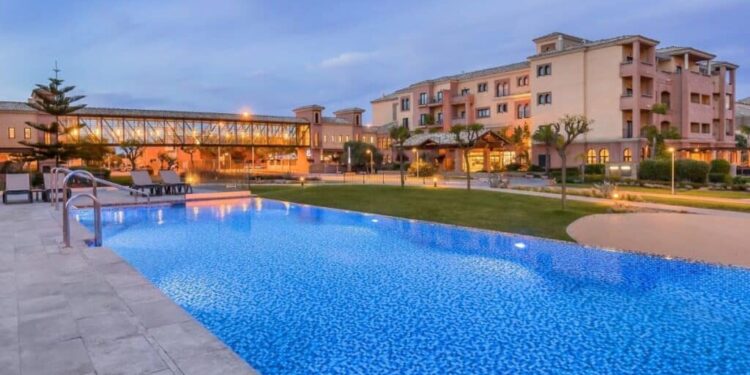 Piscina del Hotel Barceló Punta Umbría Mar Carrefour Viajes
