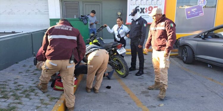 Imprudencia vial provoca accidente en crucero de Las Moras