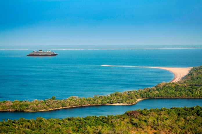 Explora Journeys presenta el programa de viajes de otoño-invierno del Explora I