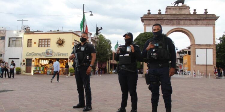 2 mil 100 policías tendrán 2 viajes diarios gratis en transporte