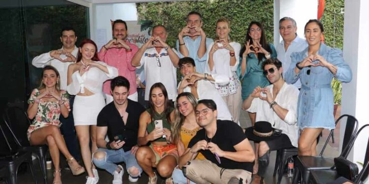 Ahora dice Turismo que no tiene facturas de vuelos ni de hospedaje de influencers