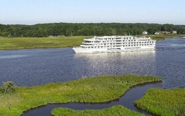 American Cruise Lines anuncia nuevo crucero de antigüedades en el Mississippi