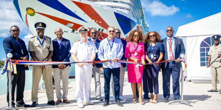 Antigua y Barbuda recibió al nuevo crucero de P&O Cruises