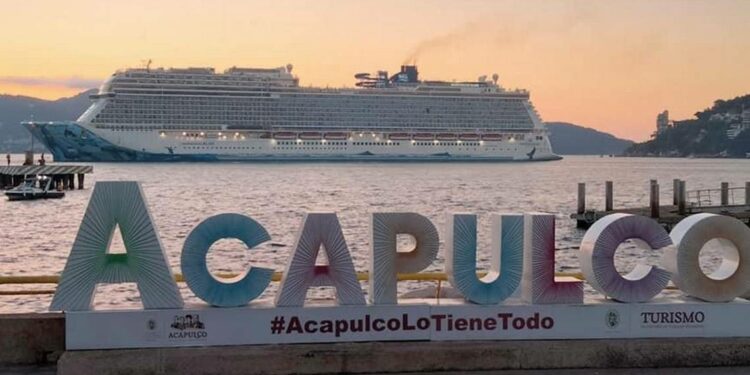 Arriba el séptimo crucero del año a Acapulco - El Sol de Acapulco