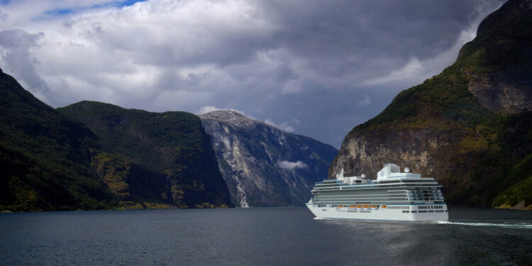 Así es el nuevo buque insignia de Oceania Cruises