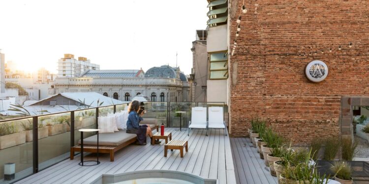 Azur Real. El hotel boutique entre cúpulas que fue reconocido dentro de los mejores del mundo por The Guardian y Wallpaper