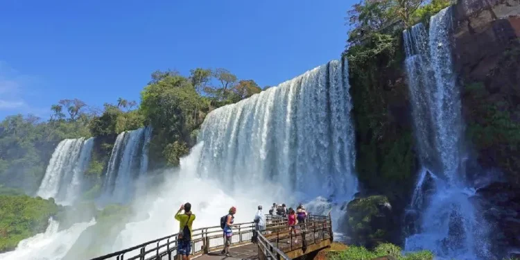 Buena temporada veraniega para el turismo, con más chaqueños de viaje