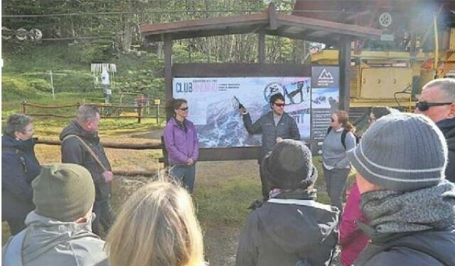 CLUB ANDINO RECIBE A TURISTAS DE CRUCEROS