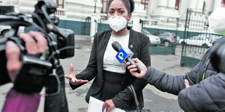 Congreso pagó viajes de fin de año a parlamentarios | POLITICA