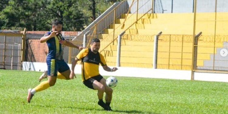 Crucero enfrenta hoy a Deportivo Recoleta en Paraguay en un partido amistoso