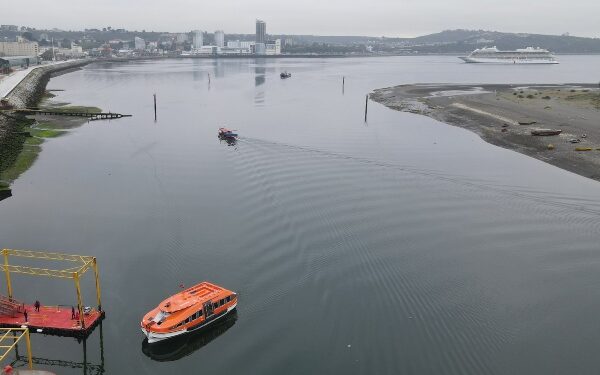 Cruceros operan simultáneamente a la gira en Puerto Montt