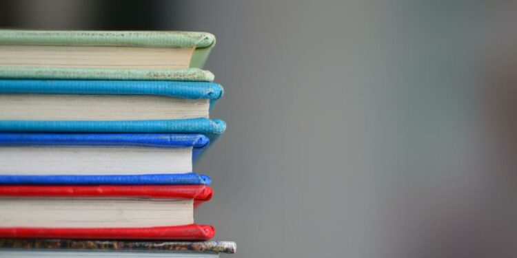 El desconocido efecto analgésico de la biblioterapia