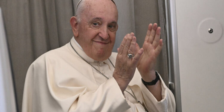 El papa planea visitar la India en 2024 y viajar a Mongolia