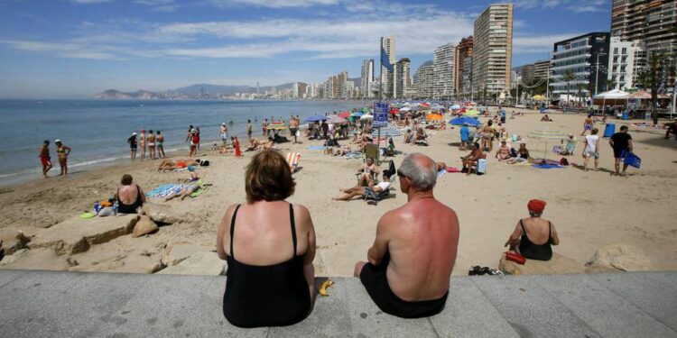 El turismo supuso el 61% del crecimiento de la economía española en 2022, según Exceltur | Economía