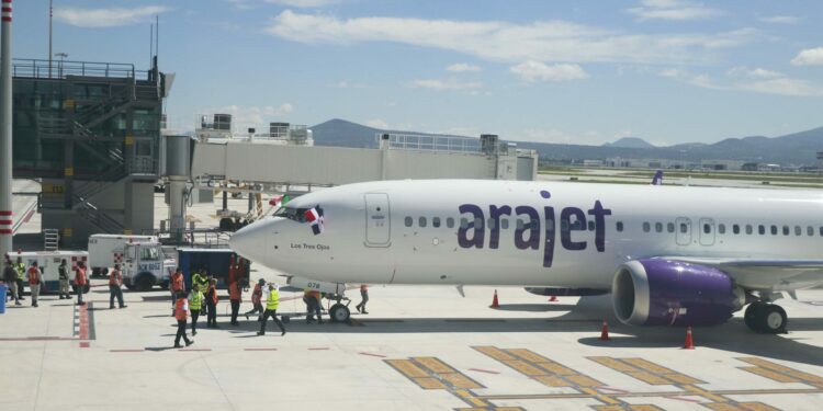 Elimina la aerolínea Arajet cobro de la Tarjeta de Turismo a pasajeros dominicanos » ¡ Aquí te enteras primero !