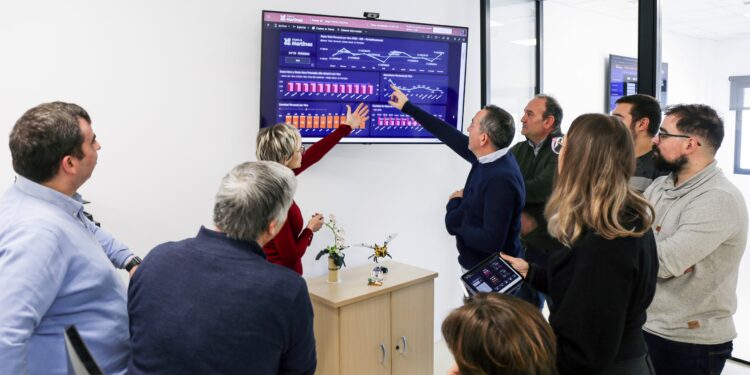 Familia Martínez reduce los errores humanos en un 78% con la nube de Microsoft – Centro de noticias