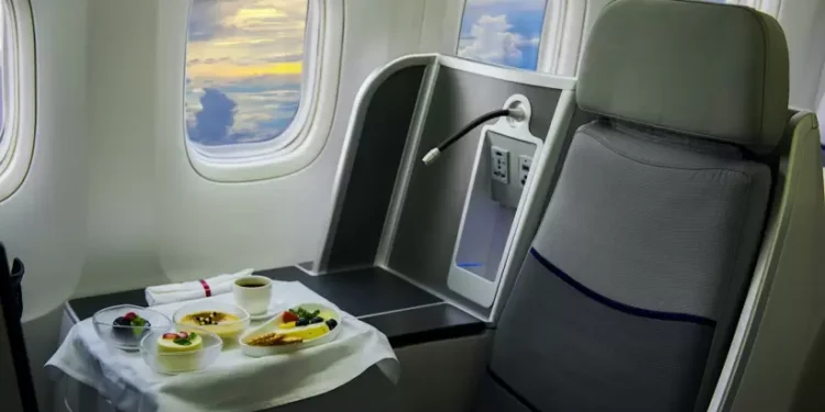 Forbes Travel Guide: Cules son las aerolneas ms seguras del mundo y los mejores lugares de Europa para visitar