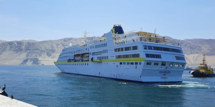 Hamburg culmina su itinerario por Chile en el marco de su crucero mundial de 268 días