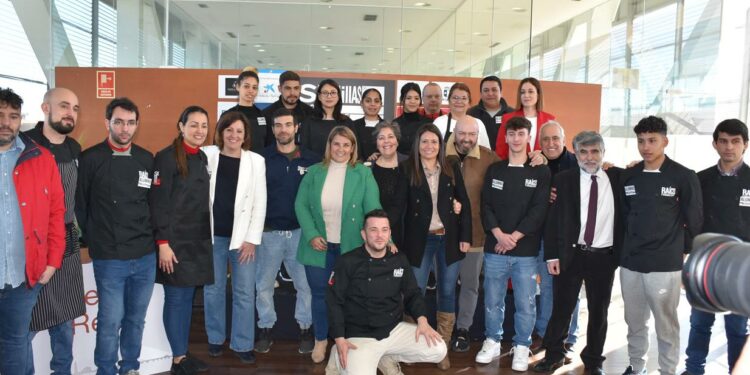 Inaugurado el nuevo restaurante-escuela de Carlos Maldonado en Talavera, un proyecto social y solidario