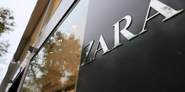 Inditex recupera los 90.000 millones en bolsa mientras Primark mejora sus previsiones de venta » Galicia