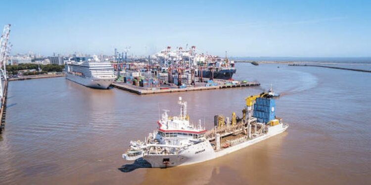 Jan de Nul finalizó el dragado del puerto para la llegada de cruceros