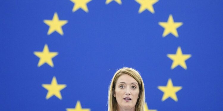 La Eurocámara reclama la mejor aplicación del código de conducta y controles de viajes para frenar casos de corrupc