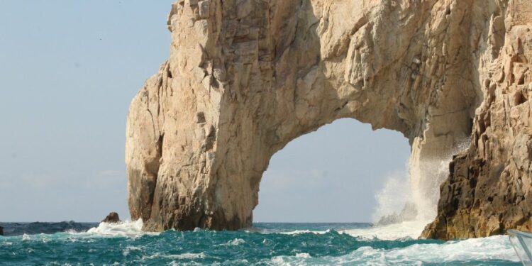 Los Cabos busca atraer al turista colombiano en 2023