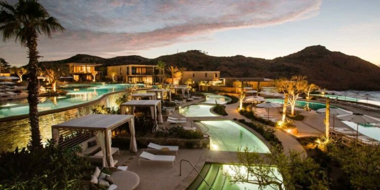 Los Cabos tiene 5 de los 6 mejores hoteles del país