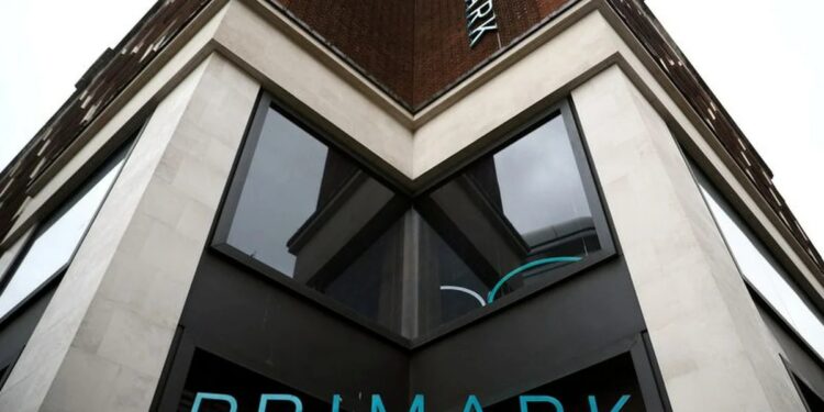 Los británicos están comprando para las vacaciones, según Primark