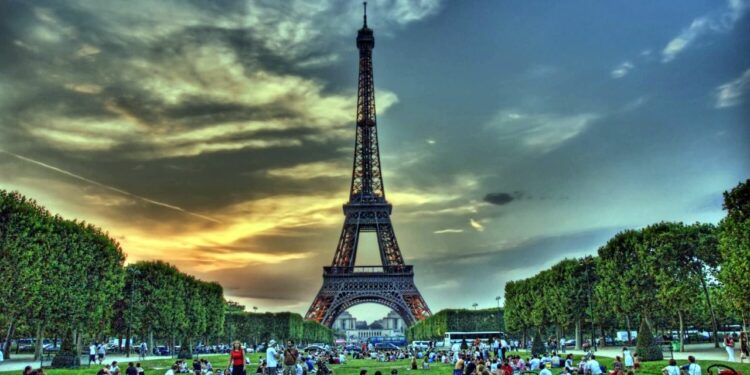 Los destinos más populares entre los españoles para viajar en solitario