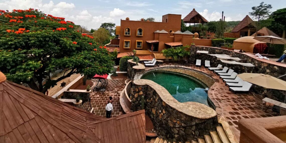 Los mejores hoteles con piscina y bonitos paisajes de Tepoztlán