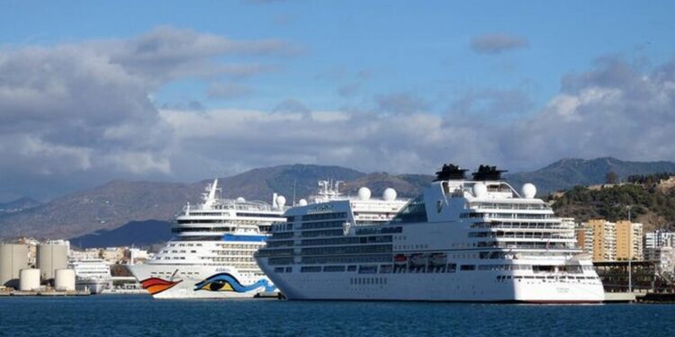 MSC Cruceros traerá más de 100.000 turistas a Málaga este verano