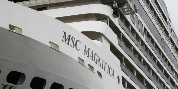 MSC Magnifica arriba a Puerto Montt en el marco de un crucero mundial