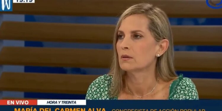 Maricarmen Alva sobre viajes de congresistas: “Tienen cuatro pasajes al mes para ir adonde quieran, no tienen que dar explicaciones”