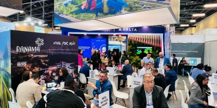 Panamá participa en la principal feria de turismo de Colombia
