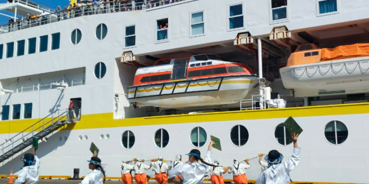 Perú: Terminal Portuario de Matarani recibe al primer crucero de la temporada 2023