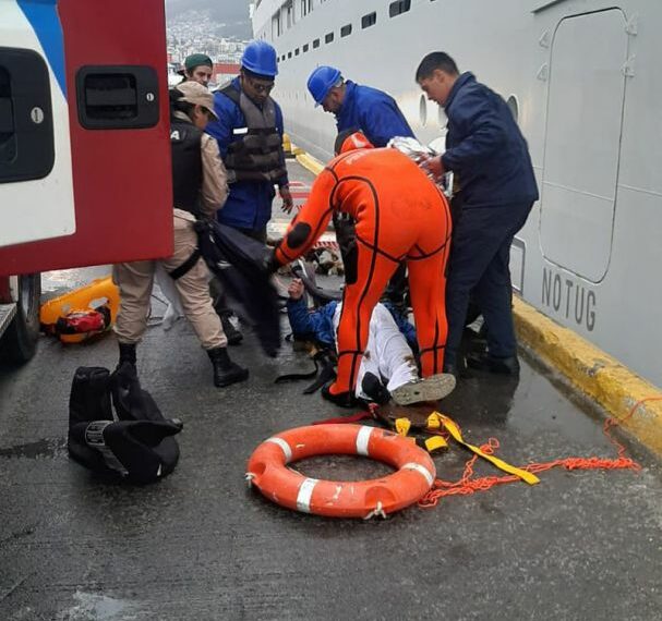 Prefectura rescató a tripulante de un crucero