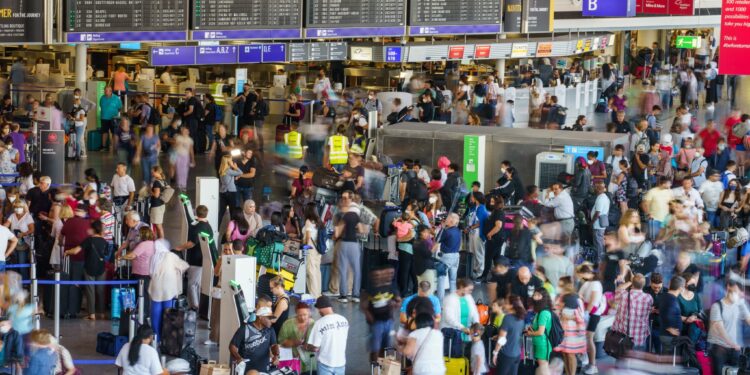 Presentan viaje biométrico en aeropuerto de Frankfurt