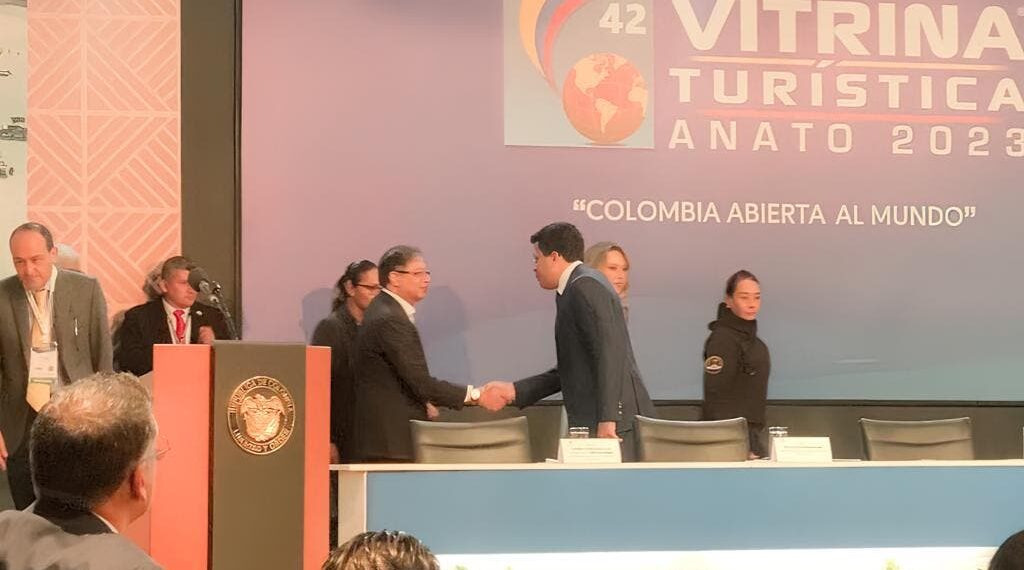 Presidente de Colombia inaugura feria de turismo con RD como país invitado