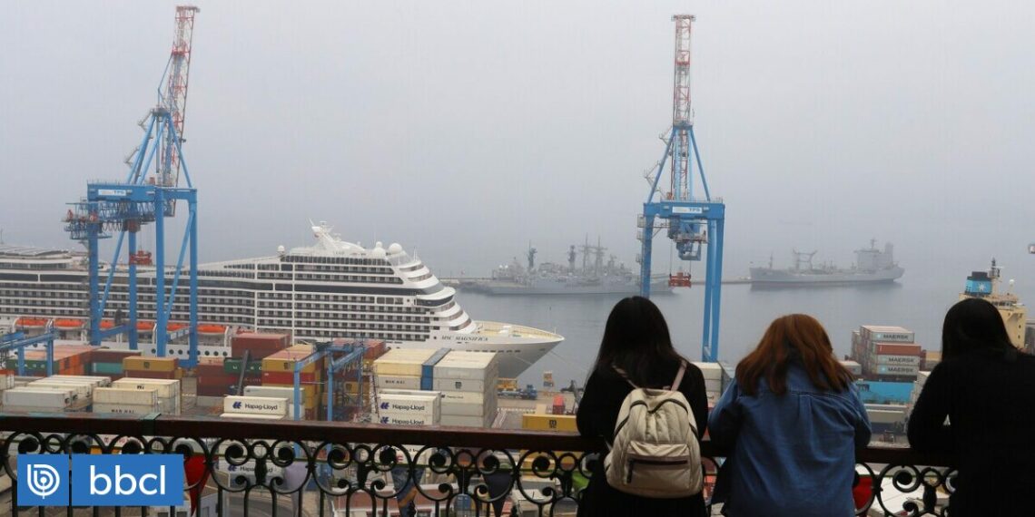 Puerto de Valparaíso ha recibido a 33 mil visitantes en cruceros en los últimos 4 meses | Nacional