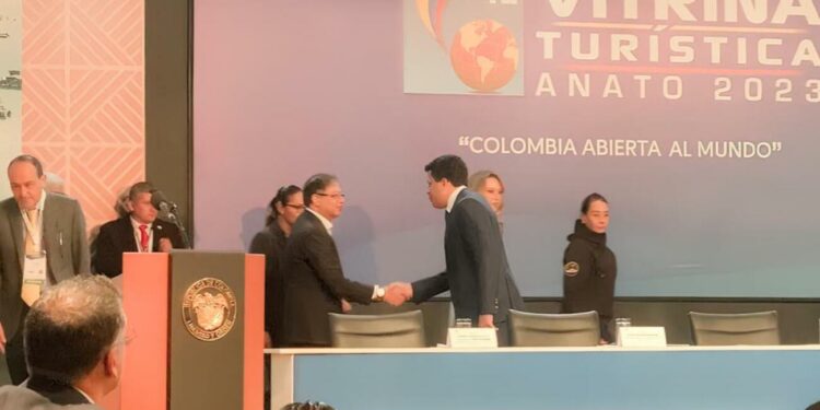 RD participa en feria Vitrina Turística ANATO 2023 en Colombia
