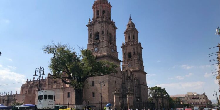Rebasa Morelia expectativas turísticas en el primer fin de semana largo
