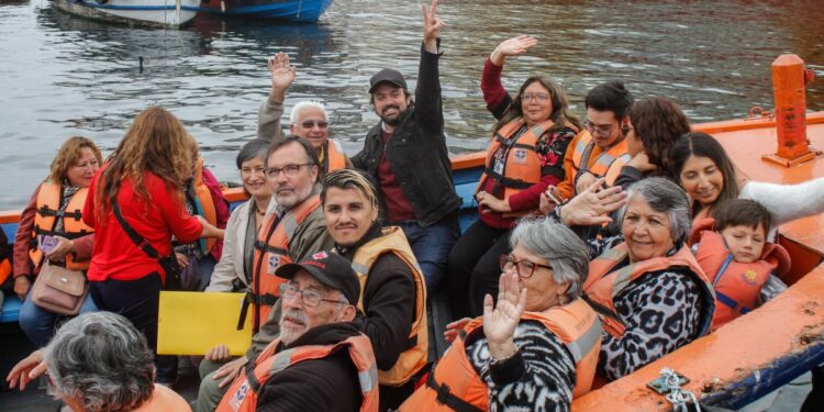 Se dispondrá de 10 mil viajes gratuitos en lancha para vecinos de Valparaíso