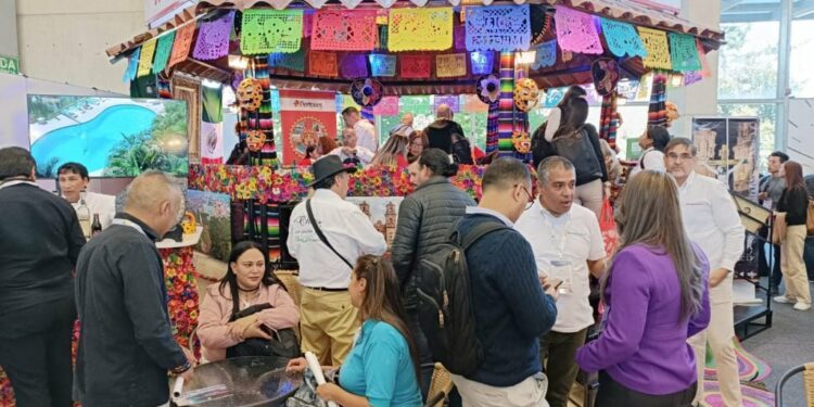 Stand de Acapulco, de los más visitados por tour operadores en ANATO 2023