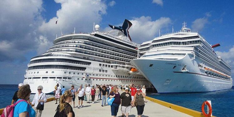 Tan solo en enero, Cozumel recibió más de 400 mil visitantes en 137 cruceros