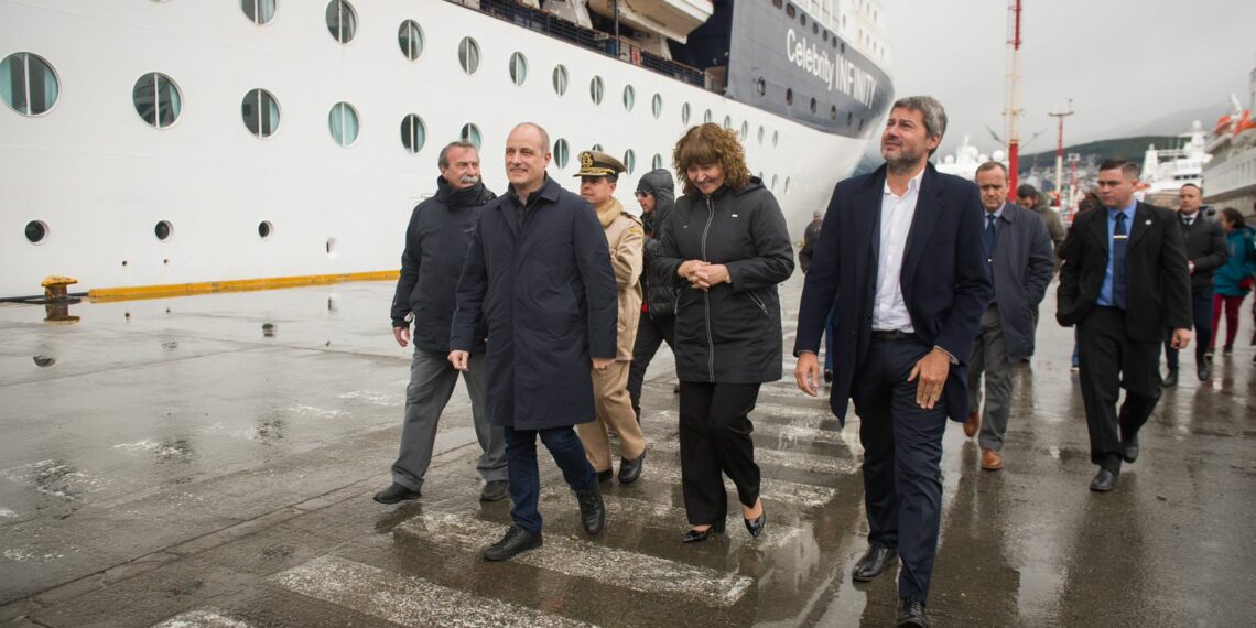 Temporada récord: Lammens recorrió cruceros en Ushuaia